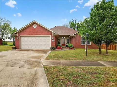 333 Crystal Vw, Van Buren, AR 72956