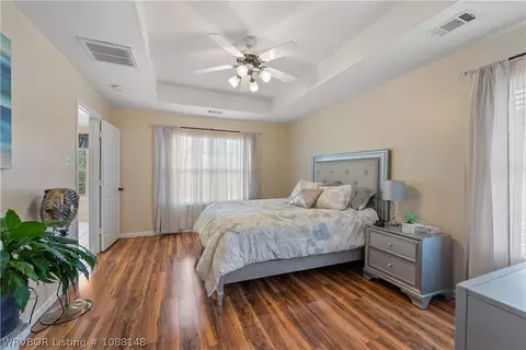 Bedroom - 9712 E Pointe Dr, Fort Smith, AR 72903 photo 2 of 5