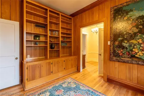 Entry Way - 2001 Hendricks Blvd, Fort Smith, AR 72903 photo 1 of 3