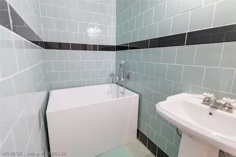 Bath - 2001 Hendricks Blvd, Fort Smith, AR 72903 photo 5 of 6