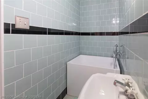 Bath - 2001 Hendricks Blvd, Fort Smith, AR 72903 photo 6 of 6