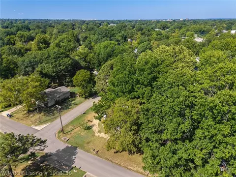 View/Area - 1401 N 36th St, Fort Smith, AR 72904 photo 5 of 6