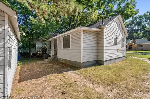 Exterior - 1401 N 36th St, Fort Smith, AR 72904 photo 5 of 6