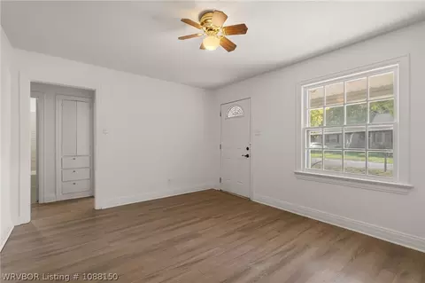 Living - 1401 N 36th St, Fort Smith, AR 72904 photo 2 of 3