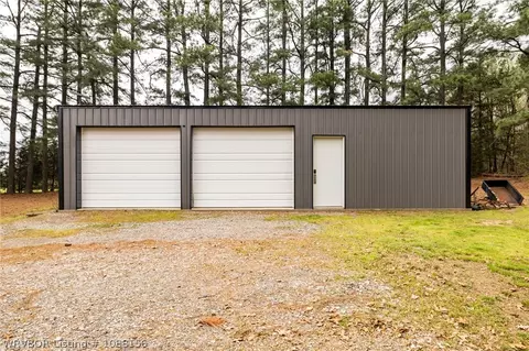 2125 Hickory St, Mountainburg, AR 72946
