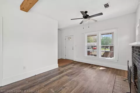 Living - 310 Denver St, Greenwood, AR 72936 photo 5 of 5