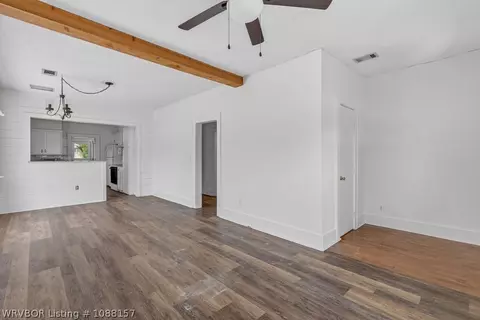 Living - 310 Denver St, Greenwood, AR 72936 photo 2 of 5