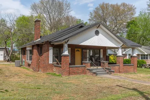 Exterior - 310 Denver St, Greenwood, AR 72936 photo 10 of 13