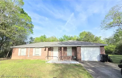 107 Ellis Loop, Pocola, OK 74902