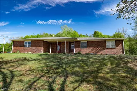 590 W Denver St, Greenwood, AR 72936