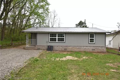117 W Choctaw Ave, Marble City, OK 74945
