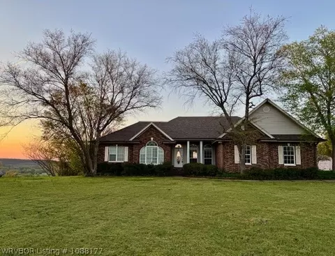 821 Northridge Rd, Booneville, AR 72927