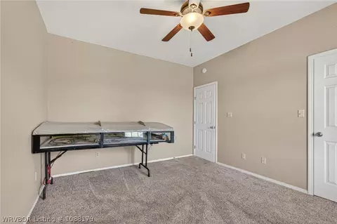 Bedroom - 2614 N 253 Hwy, Lavaca, AR 72941 photo 5 of 7