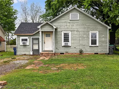 4509 Howell Ave, Fort Smith, AR 72904