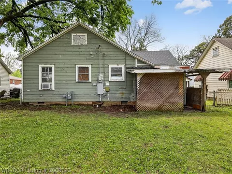 Exterior - 4509 Howell Ave, Fort Smith, AR 72904 photo 10 of 11