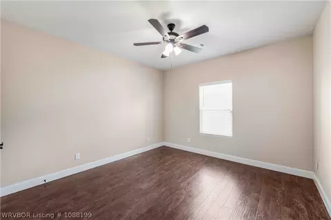 Bedroom - 1825 Ebbing Loop, Barling, AR 72923 photo 5 of 5