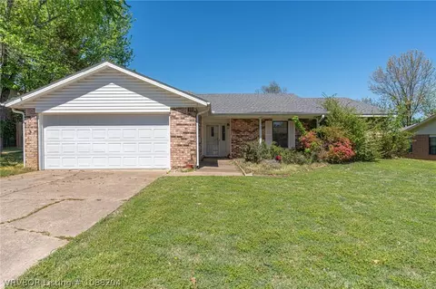 508 Blueberry Hl, Van Buren, AR 72956