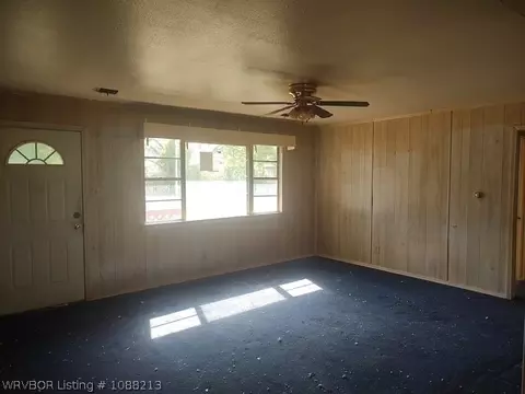 Living - 4712 S 31st St, Fort Smith, AR 72901 photo 1 of 2