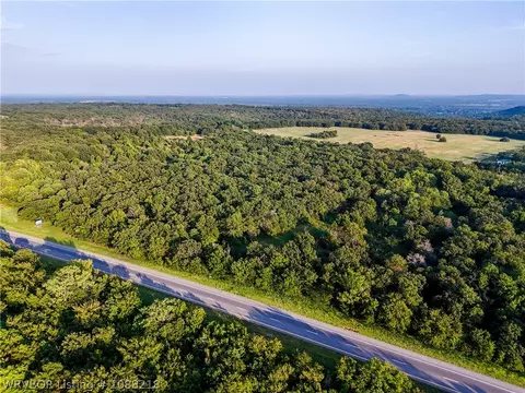Tract 1 E 1090 Road, Henryetta, OK 74437