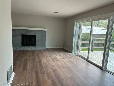 Living - 6214 Atlanta St, Fort Smith, AR 72903 photo 1 of 2