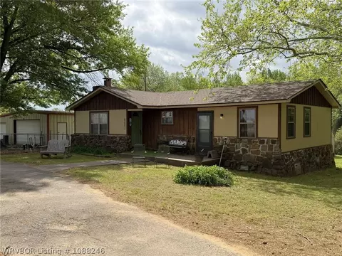 6001 Military Rd, Lavaca, AR 72941