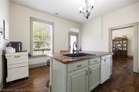 Kitchen - 304 Choctaw St, Hackett, AR 72937 photo 2 of 4