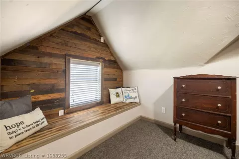Bedroom - 304 Choctaw St, Hackett, AR 72937 photo 5 of 7