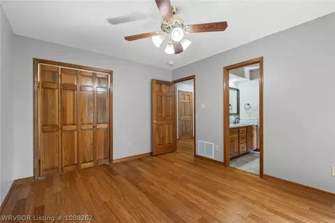 Bedroom - 2300 Brigadoon Dr, Fort Smith, AR 72908 photo 6 of 7