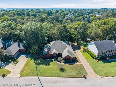 View/Area - 2300 Brigadoon Dr, Fort Smith, AR 72908 photo 1 of 4