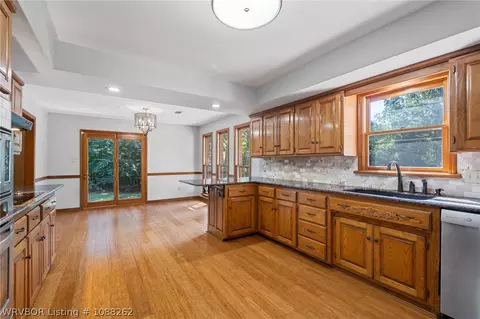 Kitchen - 2300 Brigadoon Dr, Fort Smith, AR 72908 photo 3 of 3