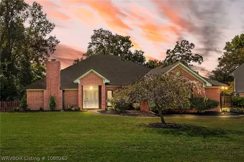Exterior - 2300 Brigadoon Dr, Fort Smith, AR 72908 photo 2 of 8
