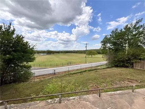 View/Area - 8811 Sebastian Ct, Hackett, AR 72937 photo 2 of 3