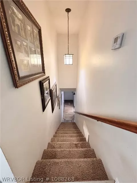 Entry Way - 8811 Sebastian Ct, Hackett, AR 72937 photo 5 of 7