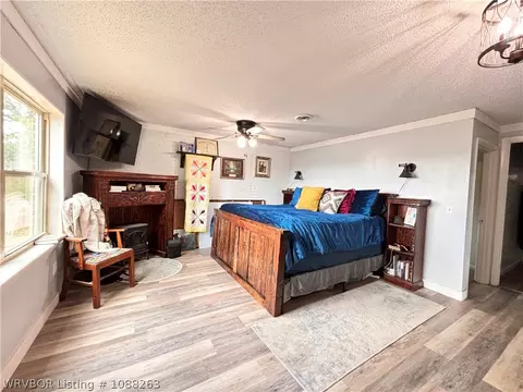 Bedroom - 8811 Sebastian Ct, Hackett, AR 72937 photo 12 of 12