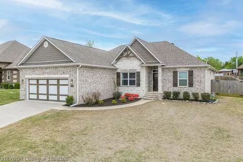 8108 Finches Grv, Fort Smith, AR 72908