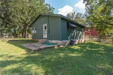 206 N Vine St, Paris, AR 72855 photo 23