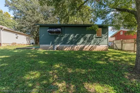 206 N Vine St, Paris, AR 72855 photo 24
