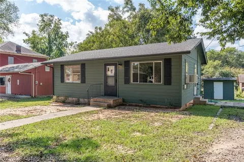 206 N Vine St, Paris, AR 72855 photo 3
