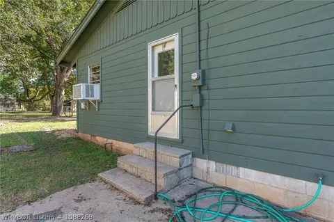 206 N Vine St, Paris, AR 72855 photo 22