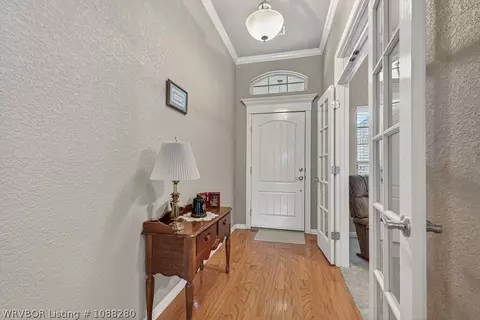 Entry Way - 8009 Bridgewood Ln, Fort Smith, AR 72916 photo 1 of 2