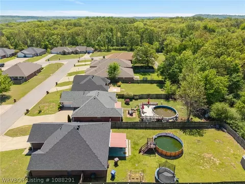 View/Area - 7512 Red Pine Dr, Fort Smith, AR 72916 photo 3 of 6
