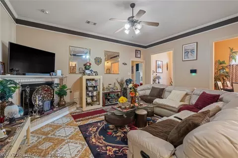 Living - 7512 Red Pine Dr, Fort Smith, AR 72916 photo 2 of 2