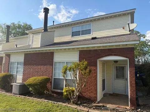 3201 S O St #22, Fort Smith, AR 72903