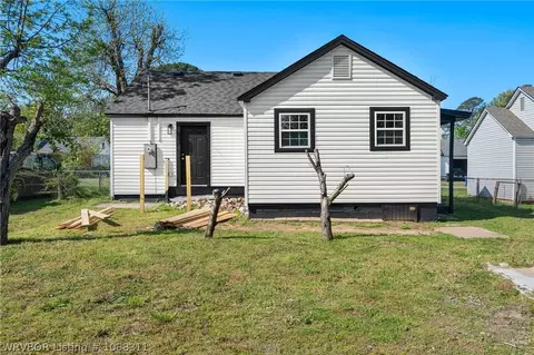Exterior - 3605 Wilma Ave, Fort Smith, AR 72904 photo 3 of 6