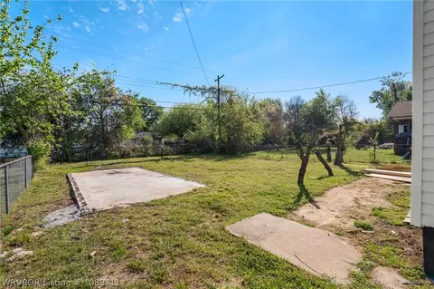 Exterior - 3605 Wilma Ave, Fort Smith, AR 72904 photo 5 of 6