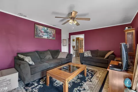 Living - 9100 Gary St, Fort Smith, AR 72903 photo 1 of 3