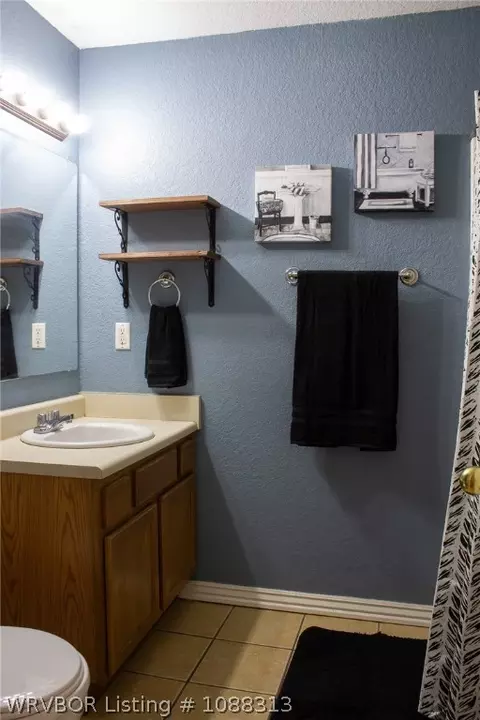 Bath - 7723 Colony Ln, Fort Smith, AR 72908 photo 1 of 1