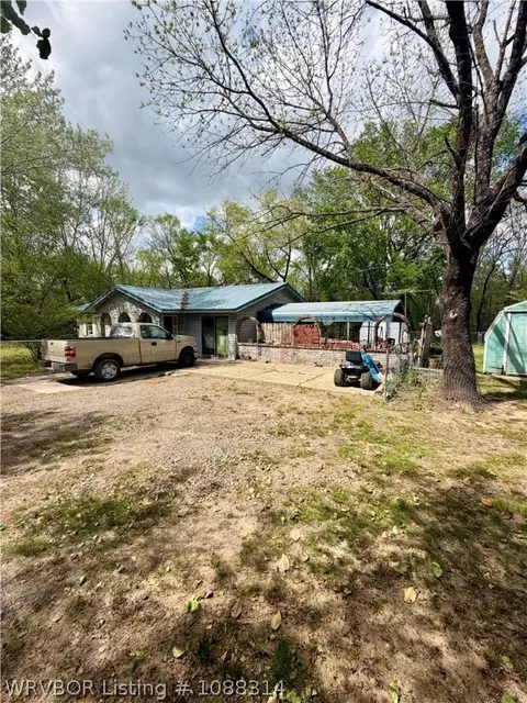 22480 Cannery Rd, Spiro, OK 74959