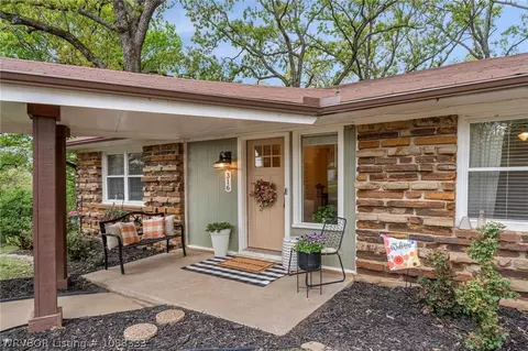 316 Bronzewood Ln, Van Buren, AR 72956