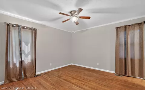 Bedroom - 215 N 57th St, Fort Smith, AR 72903 photo 5 of 7